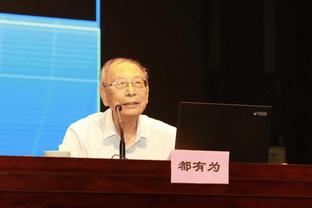 科尔：让克莱替补其实帮助他减轻了压力 他接受了这一角色